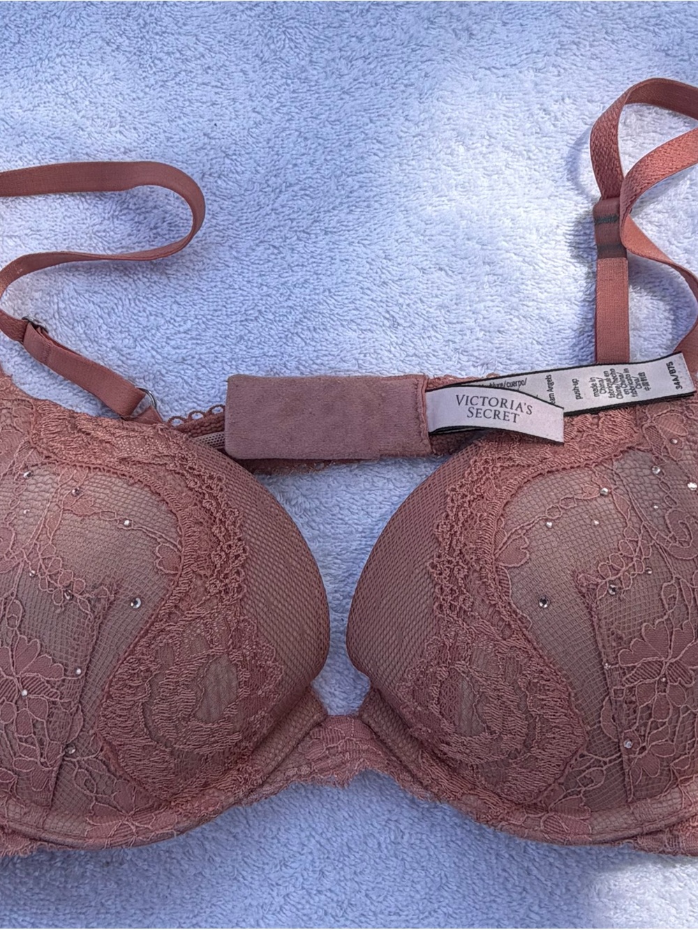 Victoria’s Secret Dream Angels Lace Push-Up Bra 34A